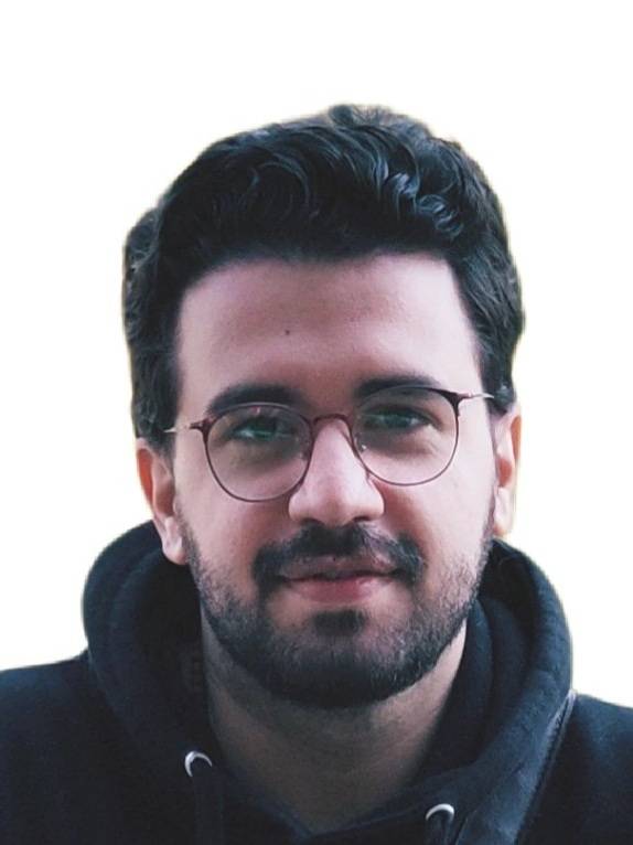 پوریا دهقان